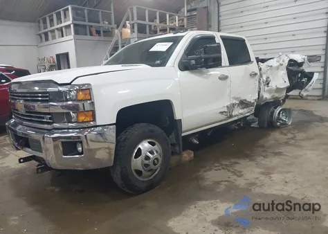 2015 Chevrolet C/K 3500 Crew Cab из США, поврежденный, VIN 1GC4K0C89FF680886
